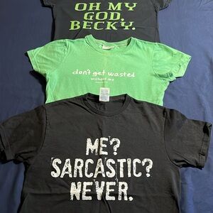 ✨2 for $15✨ 3 short sleeve black and green t shirts (2) medium (1) small